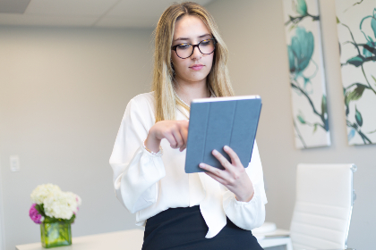 环球国际在可持续发展中的角色与贡献分析